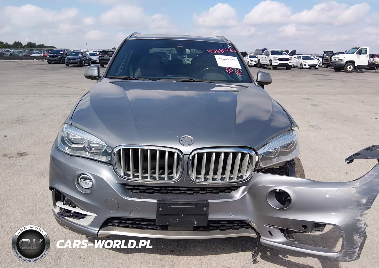 2018 BMW X5 xDrive50I VIN:5UXKR6C56J0U14604 - 6