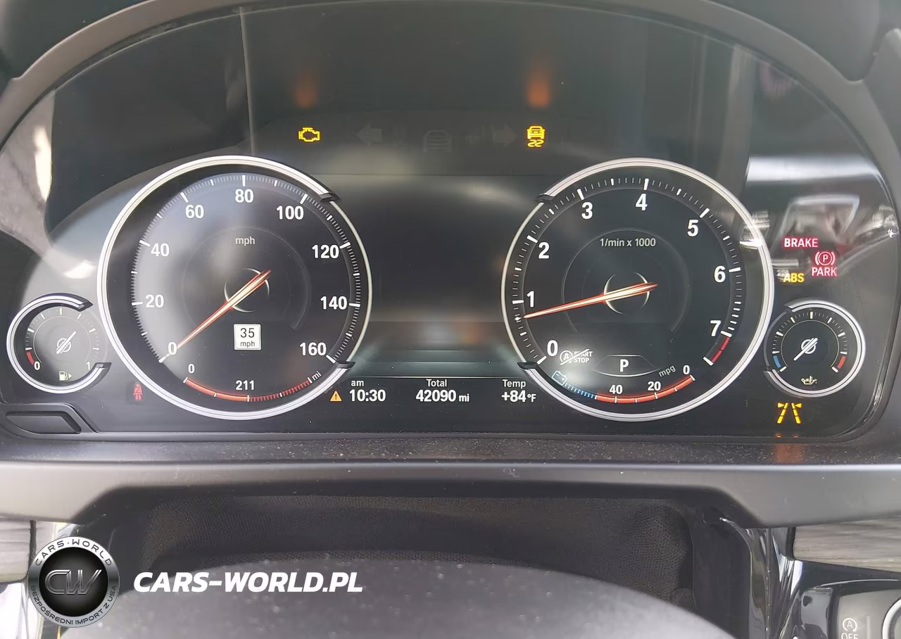 2018 BMW X5 xDrive50I VIN:5UXKR6C56J0U14604 - 7