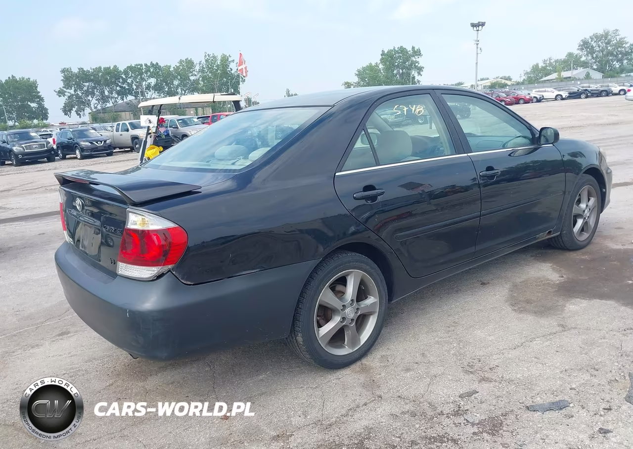 2005 Toyota Camry Se V6 VIN:4T1BA32K45U508439 - 4