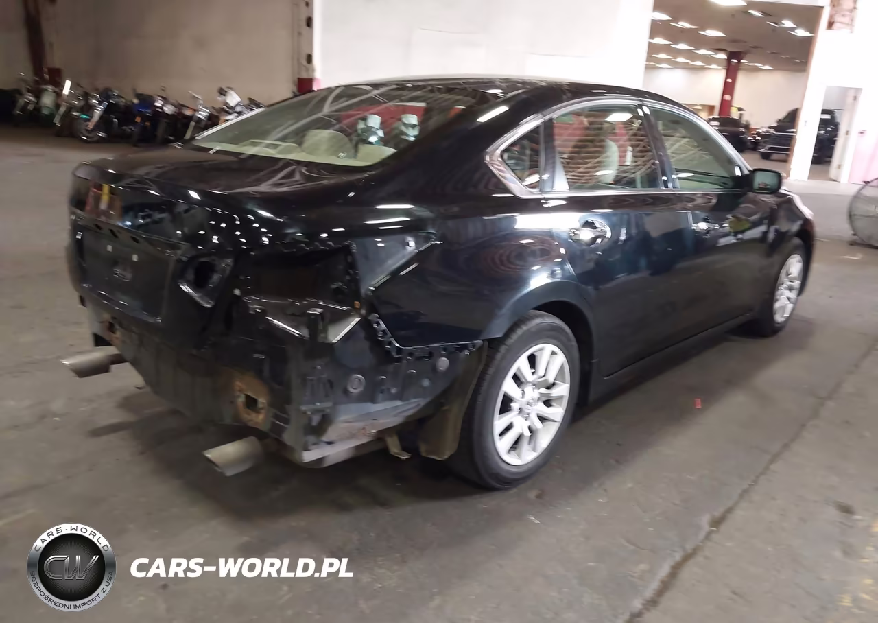 2016 Nissan Altima 2.5 S VIN:1N4AL3AP7GC219271 - 4