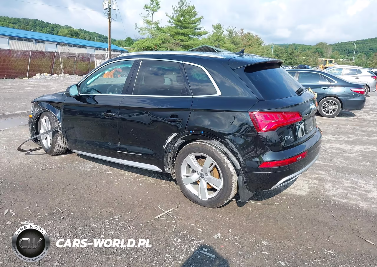 2018 Audi Q5 2.0T Premium-2.0T Tech Premium VIN:WA1BNAFY2J2055837 - 3