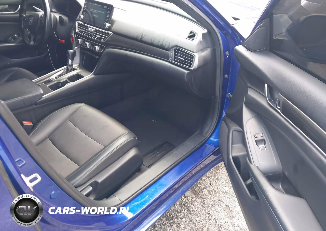 2018 Honda Accord Sport VIN:1HGCV1F35JA220219 - 5