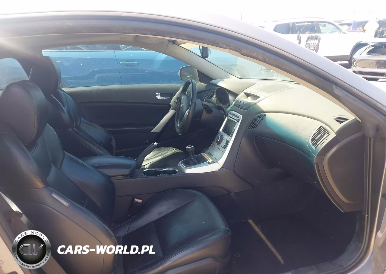 2010 Hyundai Genesis 3.8 Track VIN:KMHHU6KH0AU038623 - 5
