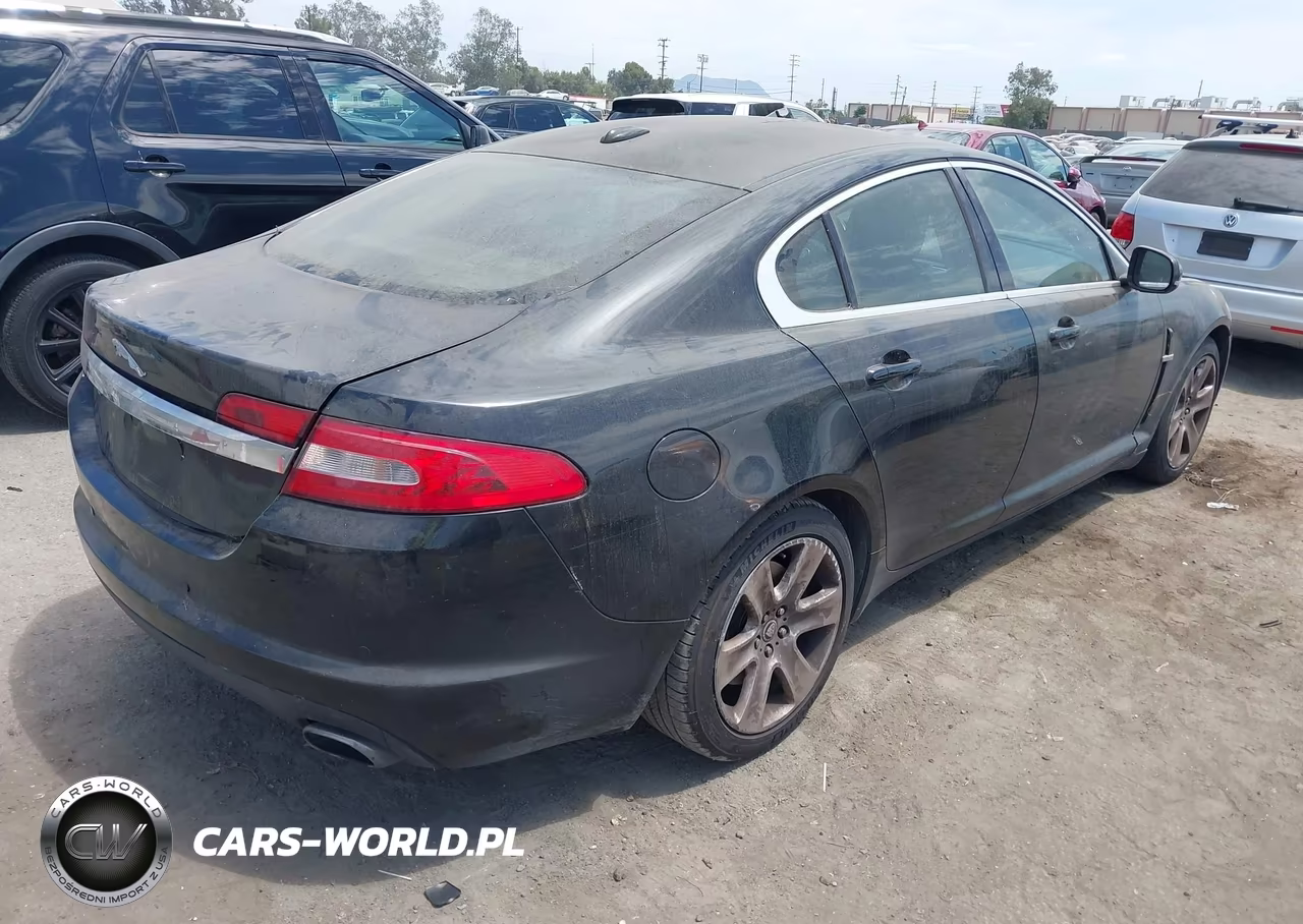 2011 Jaguar Xf VIN:SAJWA0FB4BLR85311 - 4