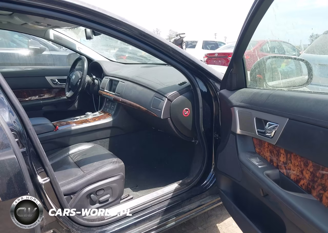 2011 Jaguar Xf VIN:SAJWA0FB4BLR85311 - 5