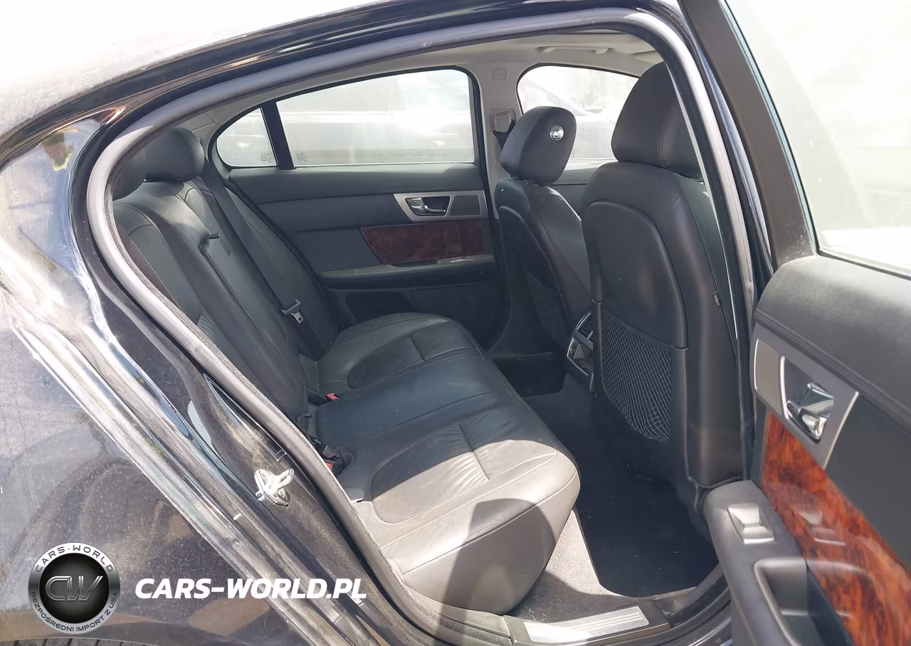 2011 Jaguar Xf VIN:SAJWA0FB4BLR85311 - 8