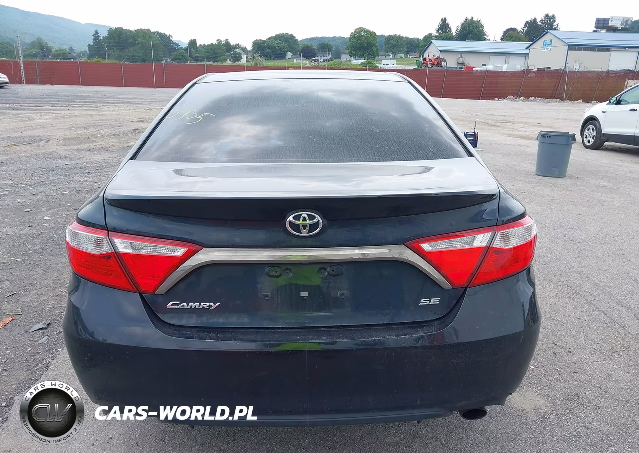 2016 Toyota Camry Se VIN:4T1BF1FK3GU157154 - 17