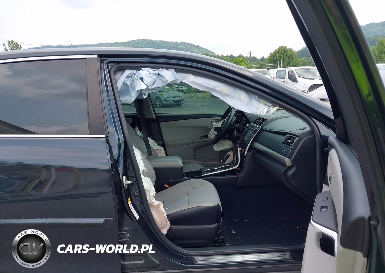 2016 Toyota Camry Se VIN:4T1BF1FK3GU157154 - 5