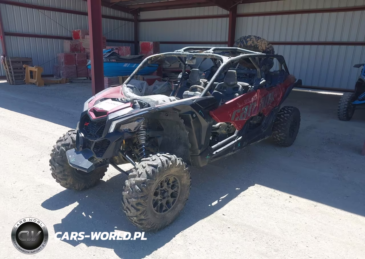 2018 Can-Am Maverick X3 Max X Ds Turbo R VIN:3JBVEAW23JK000173 - 2