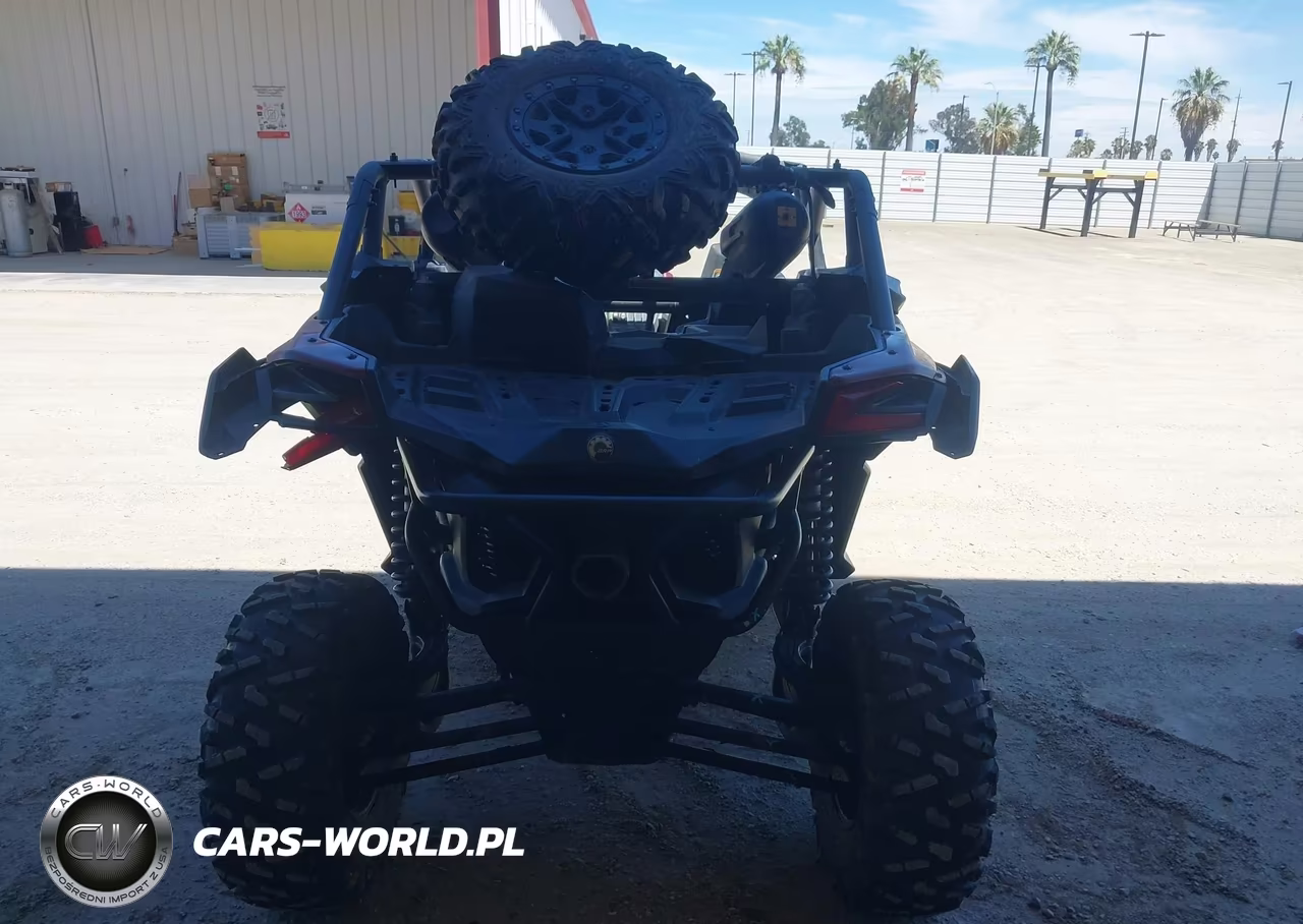 2018 Can-Am Maverick X3 Max X Ds Turbo R VIN:3JBVEAW23JK000173 - 6