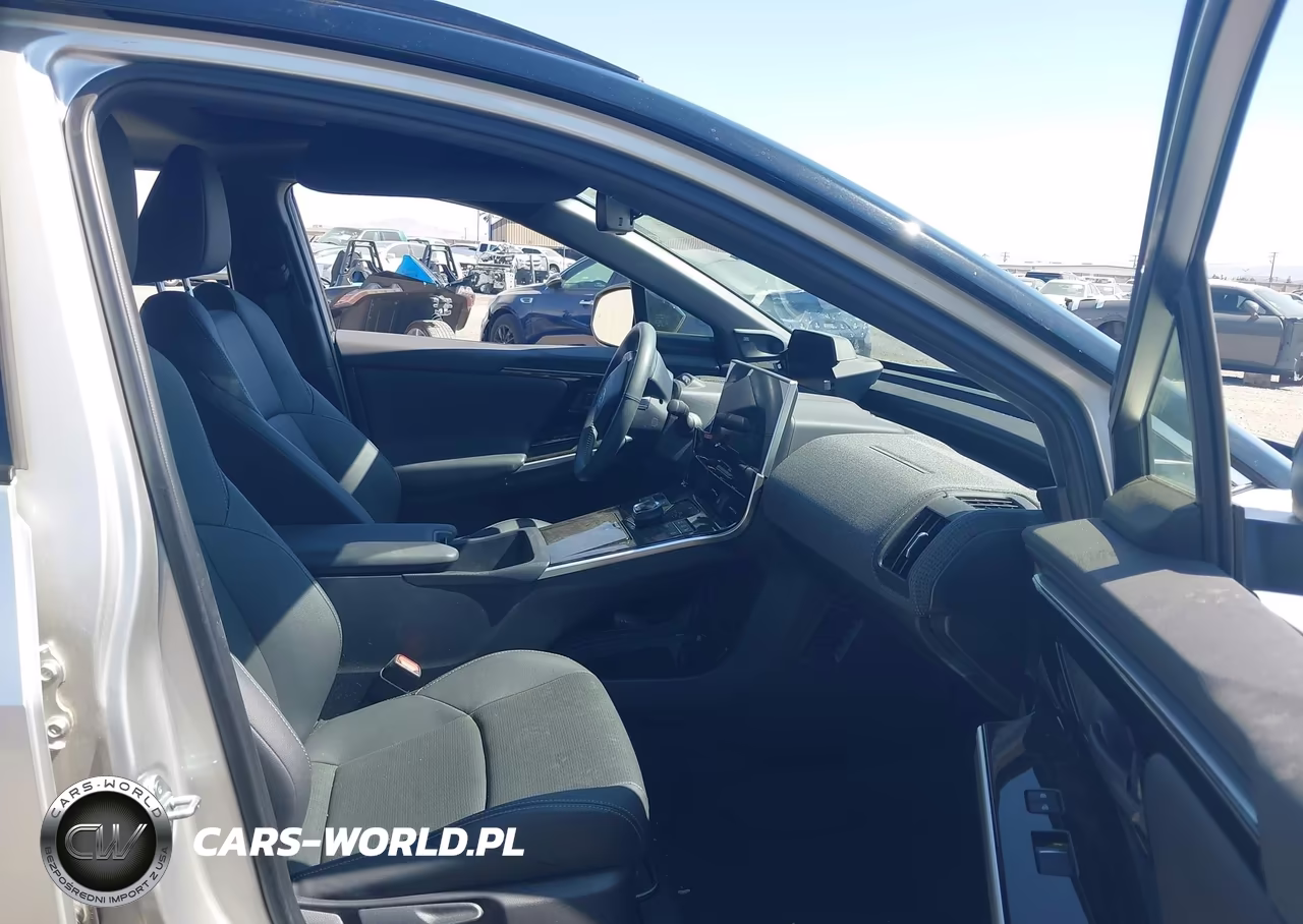2025 Toyota Bz4X Limited VIN:JTMAAAAAXSA065871 - 5