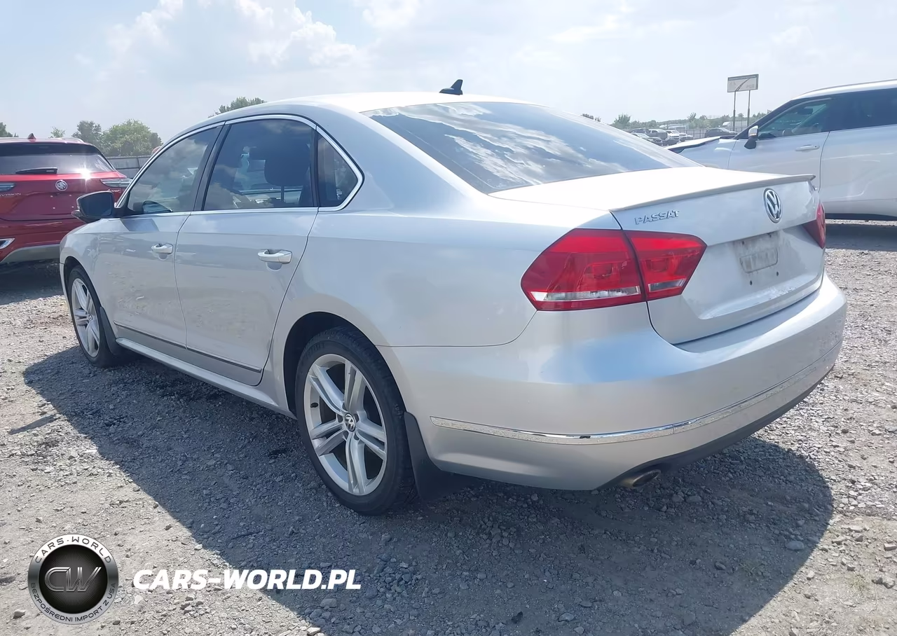 2013 Volkswagen Passat 2.0L Tdi Sel Premium VIN:1VWCN7A32DC137359 - 3