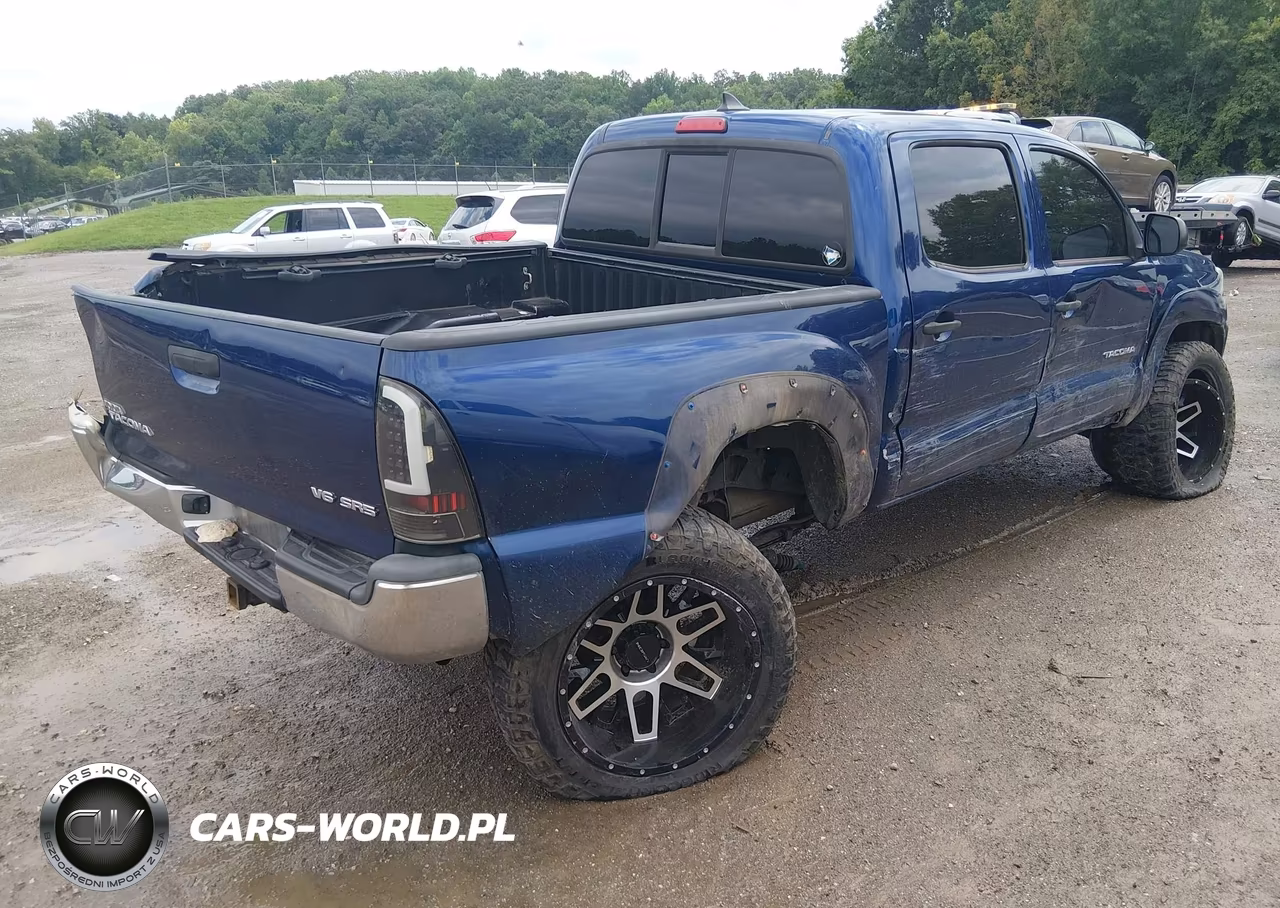2014 Toyota Tacoma Base V6 VIN:5TFLU4EN4EX097716 - 4