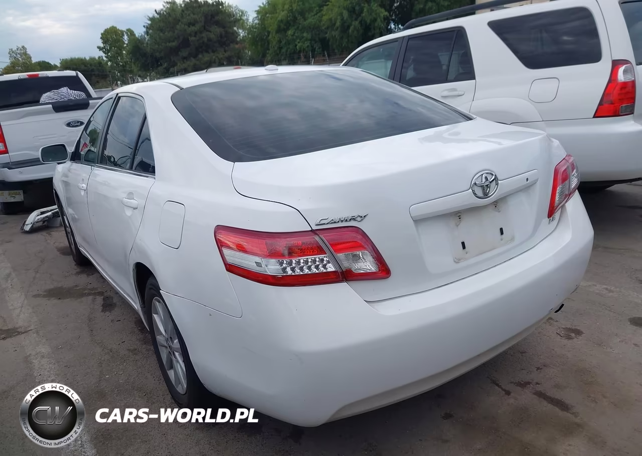 2010 Toyota Camry Le VIN:4T1BF3EK7AU564768 - 3