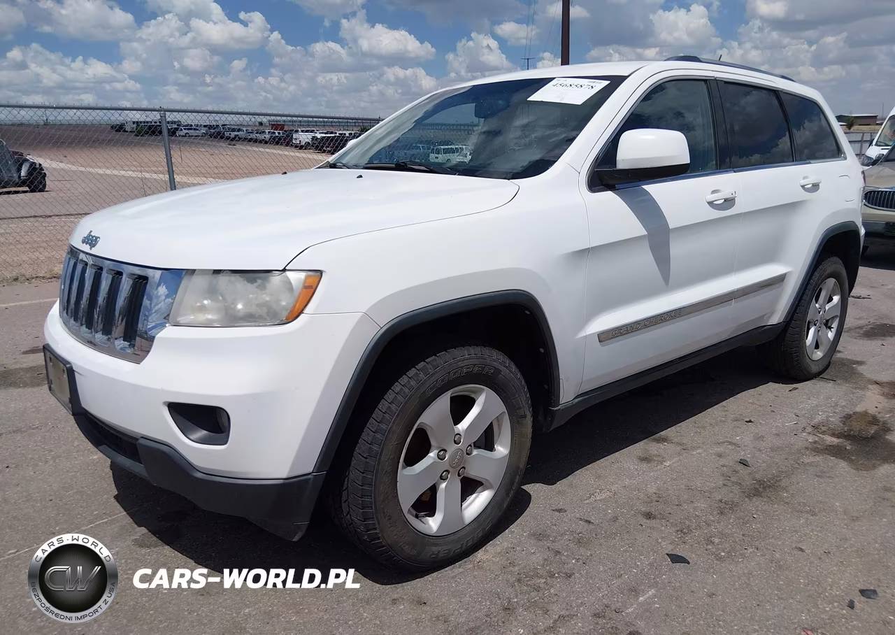 2013 Jeep Grand Cherokee Laredo VIN:1C4RJFAT3DC571406 - 2