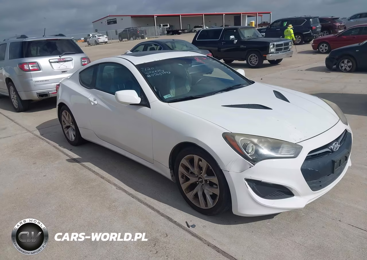 2013 Hyundai Genesis 2.0T Premium – zdjęcie 1 z 11