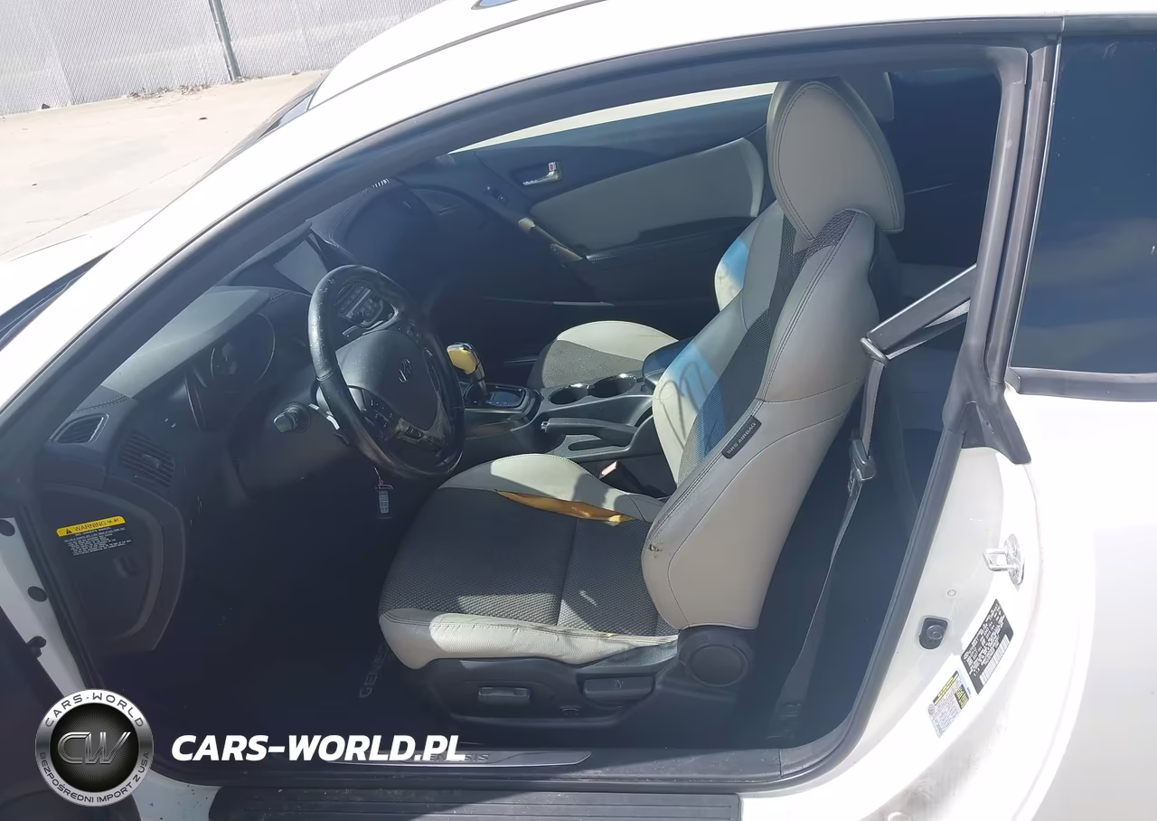 2013 Hyundai Genesis 2.0T Premium VIN:KMHHT6KD3DU083057 - 8