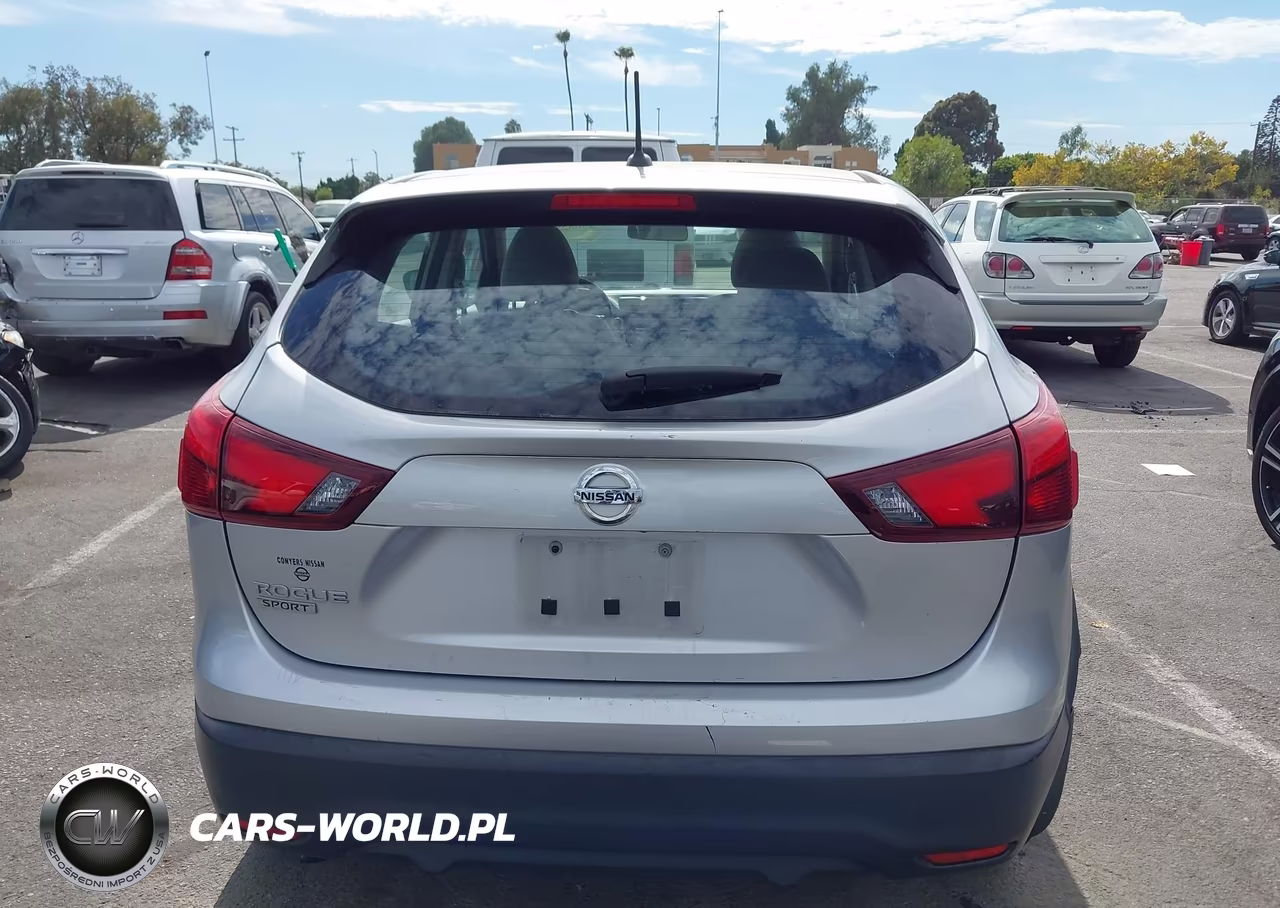 2017 Nissan Rogue Sport S VIN:JN1BJ1CP9HW001969 - 17
