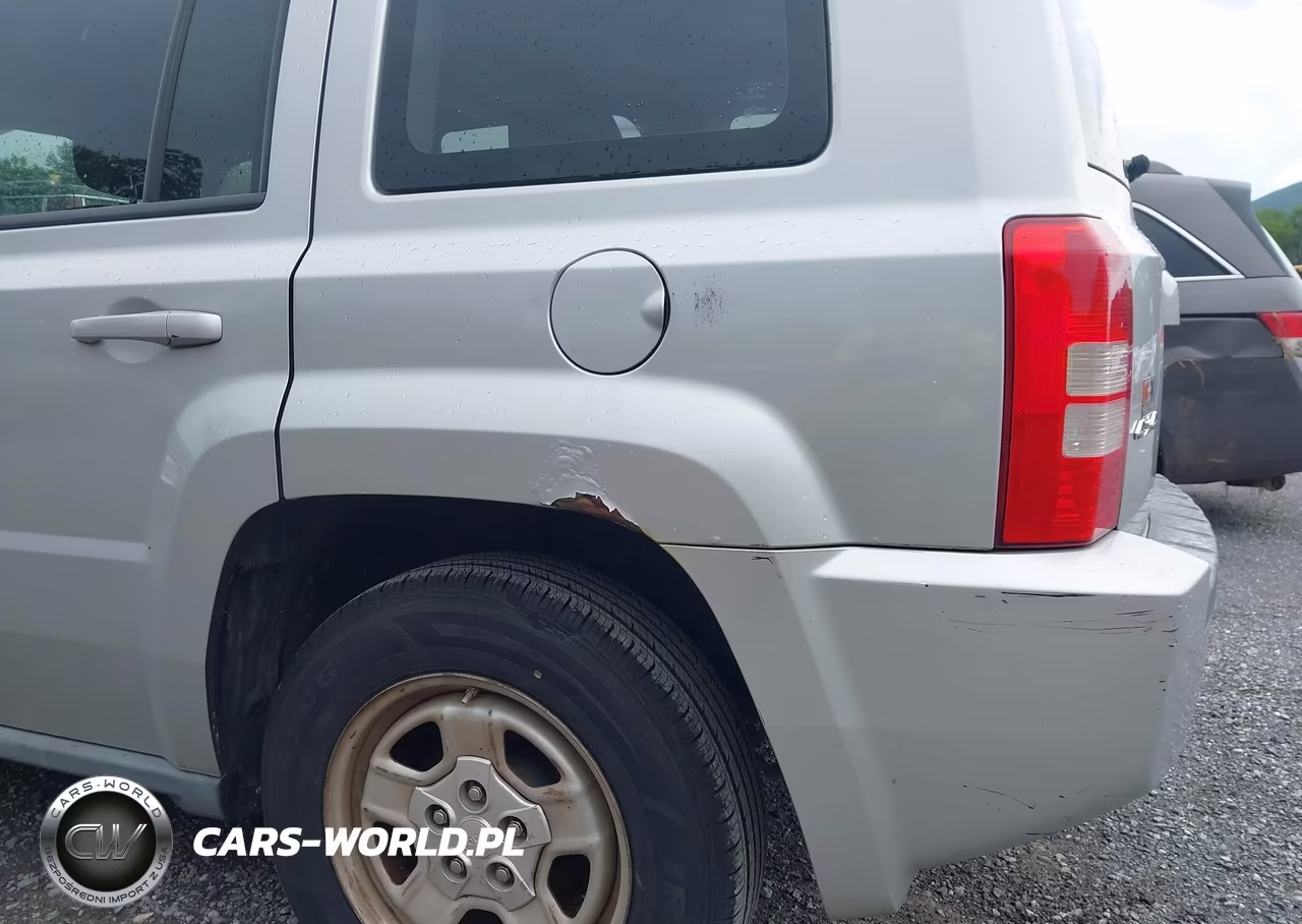 2010 Jeep Patriot Sport VIN:1J4NF2GB4AD551804 - 17