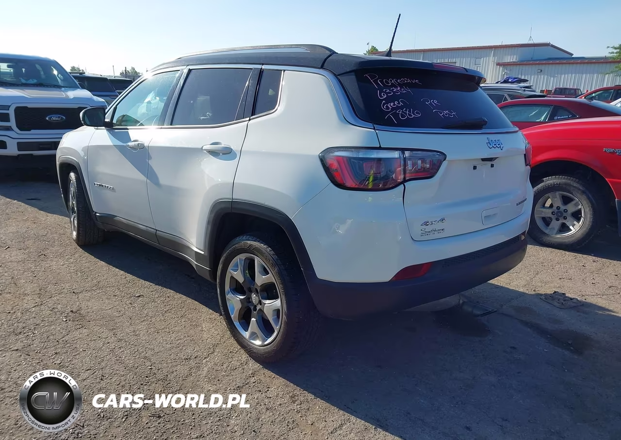 2018 Jeep Compass Limited 4X4 VIN:3C4NJDCB9JT456333 - 3