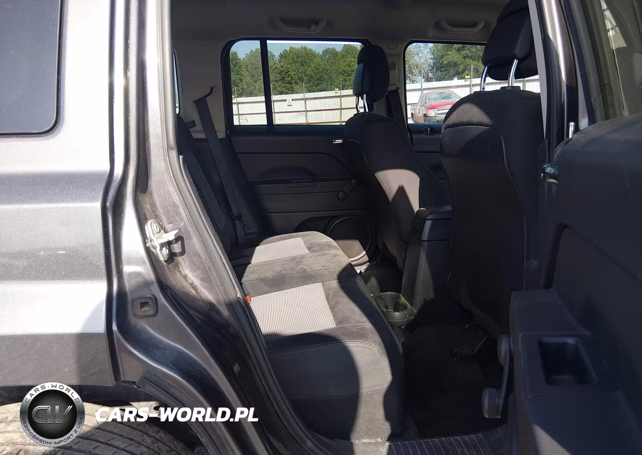 2017 Jeep Patriot Sport VIN:1C4NJPBB2HD157351 - 8