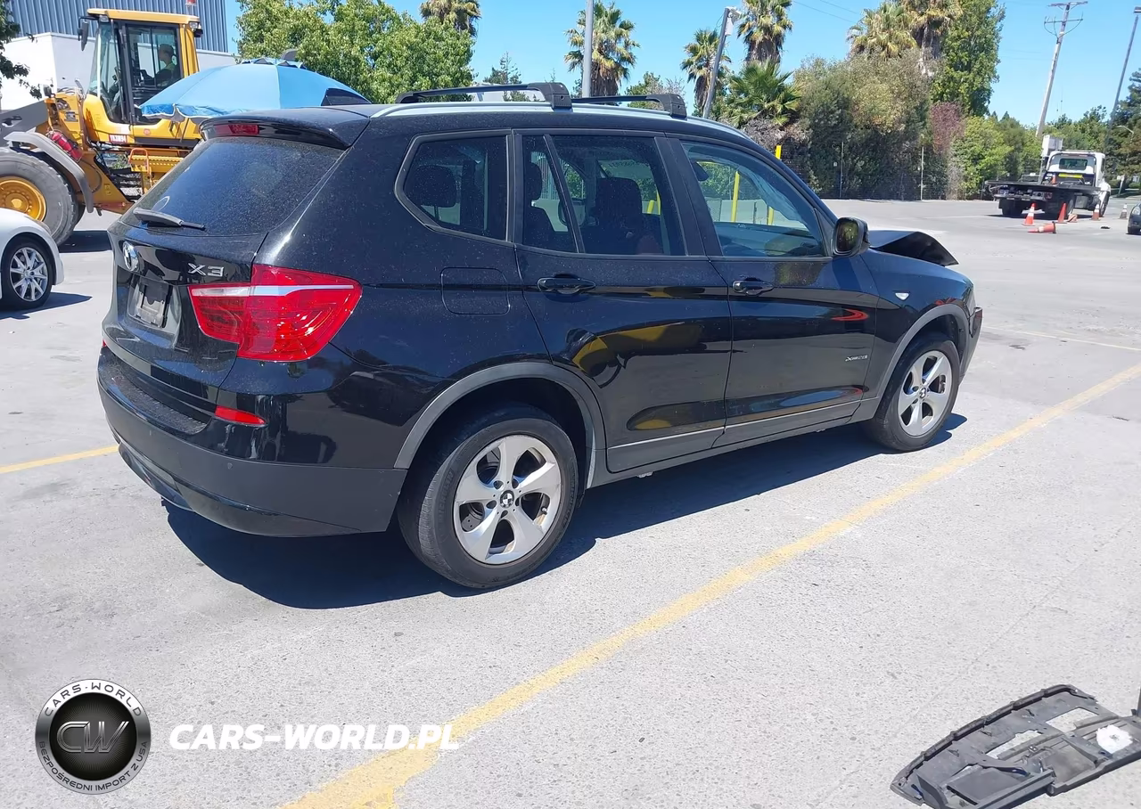 2012 BMW X3 xDrive28I VIN:5UXWX5C58CL722358 - 4