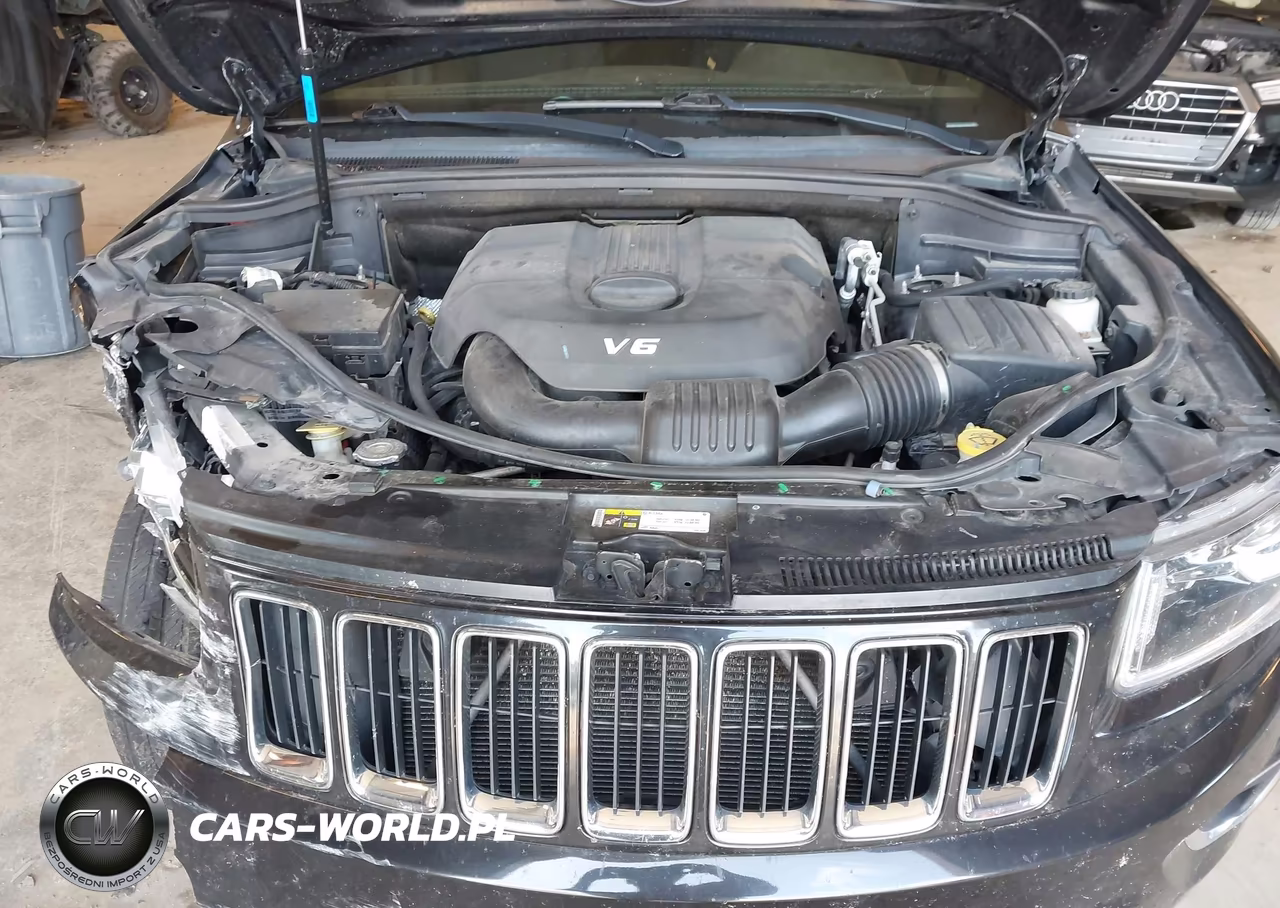 2014 Jeep Grand Cherokee Laredo VIN:1C4RJFAG2EC392343 - 10