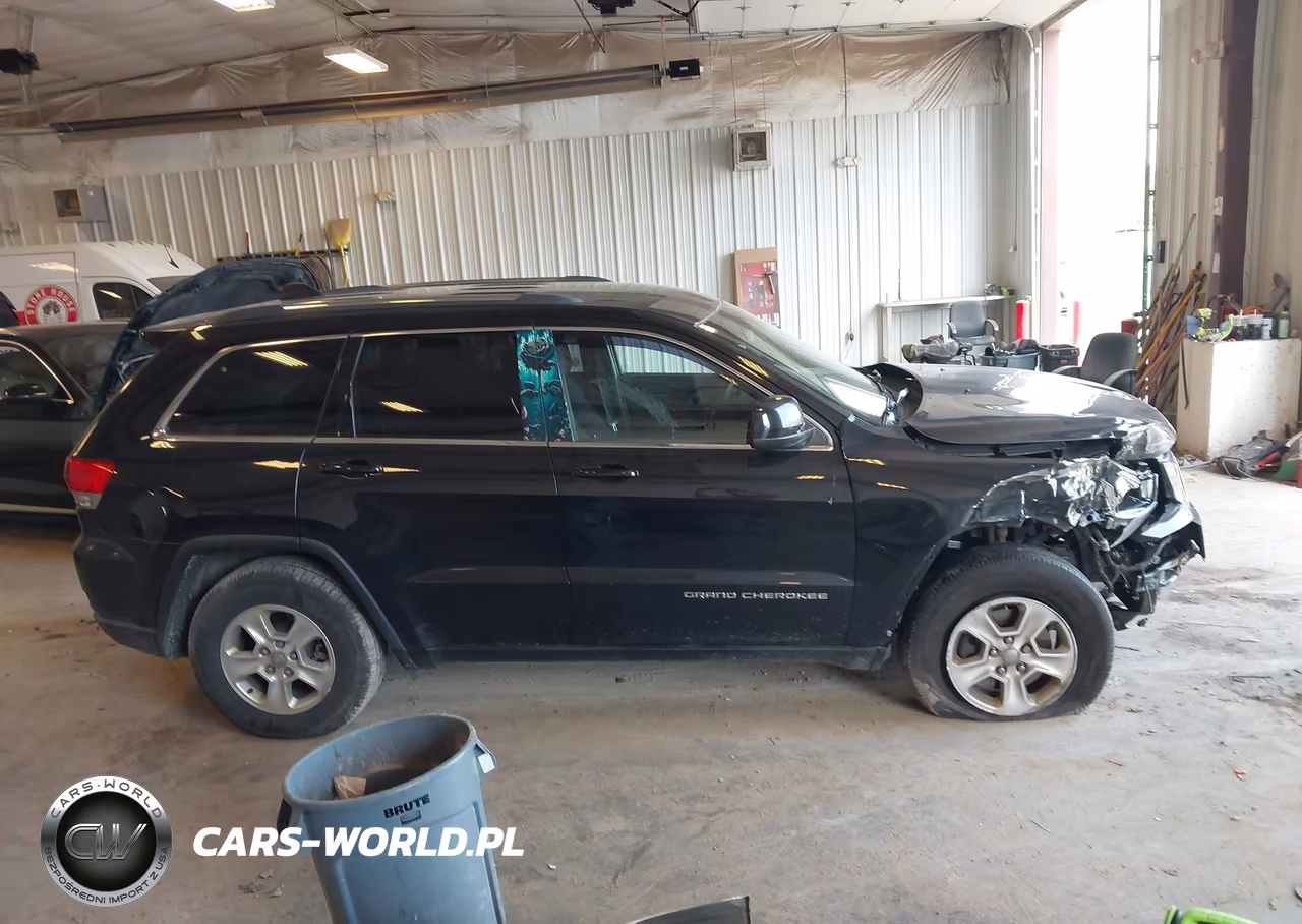 2014 Jeep Grand Cherokee Laredo VIN:1C4RJFAG2EC392343 - 13
