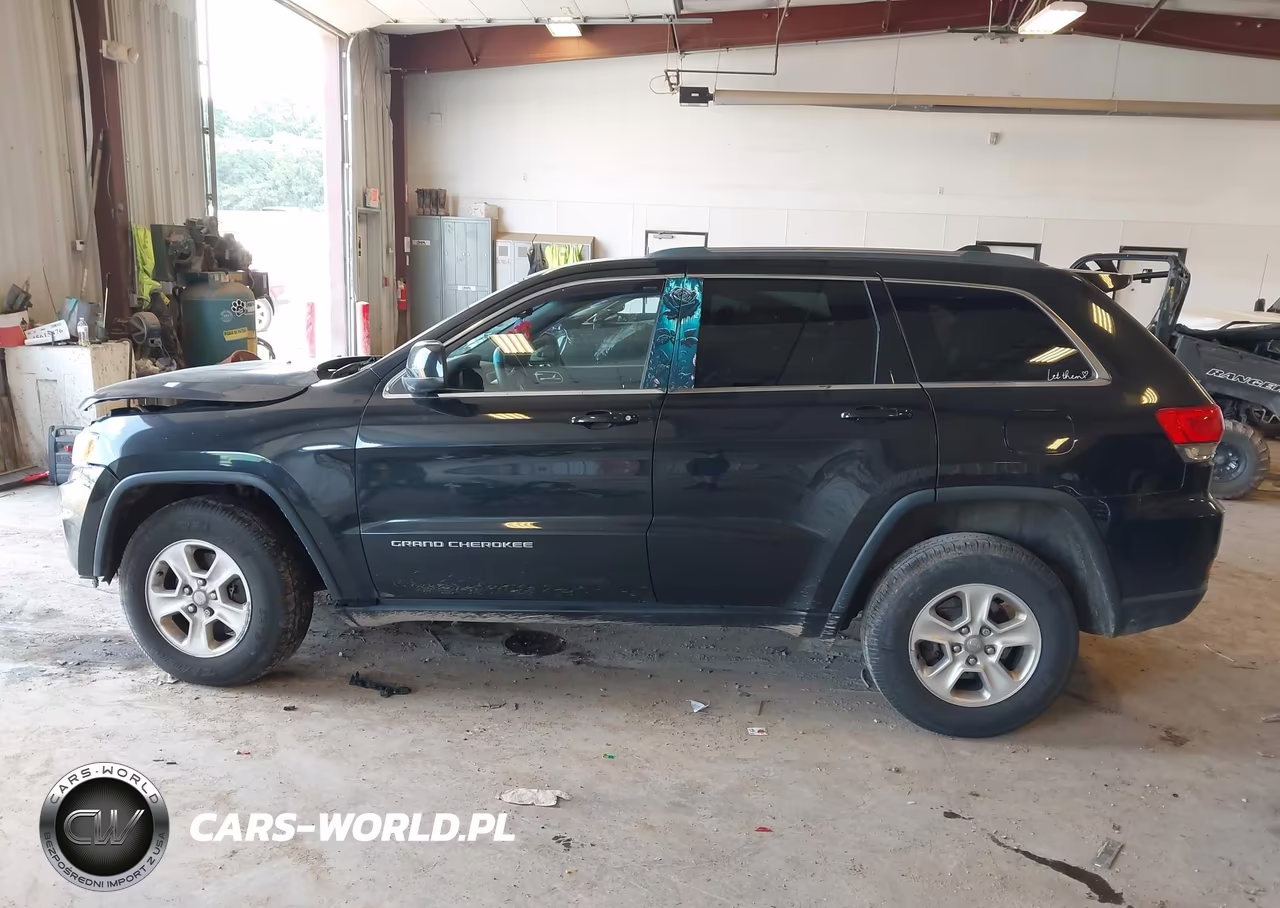 2014 Jeep Grand Cherokee Laredo VIN:1C4RJFAG2EC392343 - 14