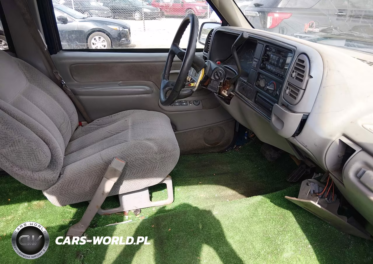 1995 Chevrolet Suburban C1500 VIN:1GNEC16K9SJ396865 - 5