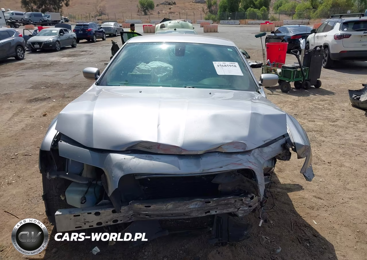 2018 Chrysler 300 300S VIN:2C3CCABG1JH214291 - 12