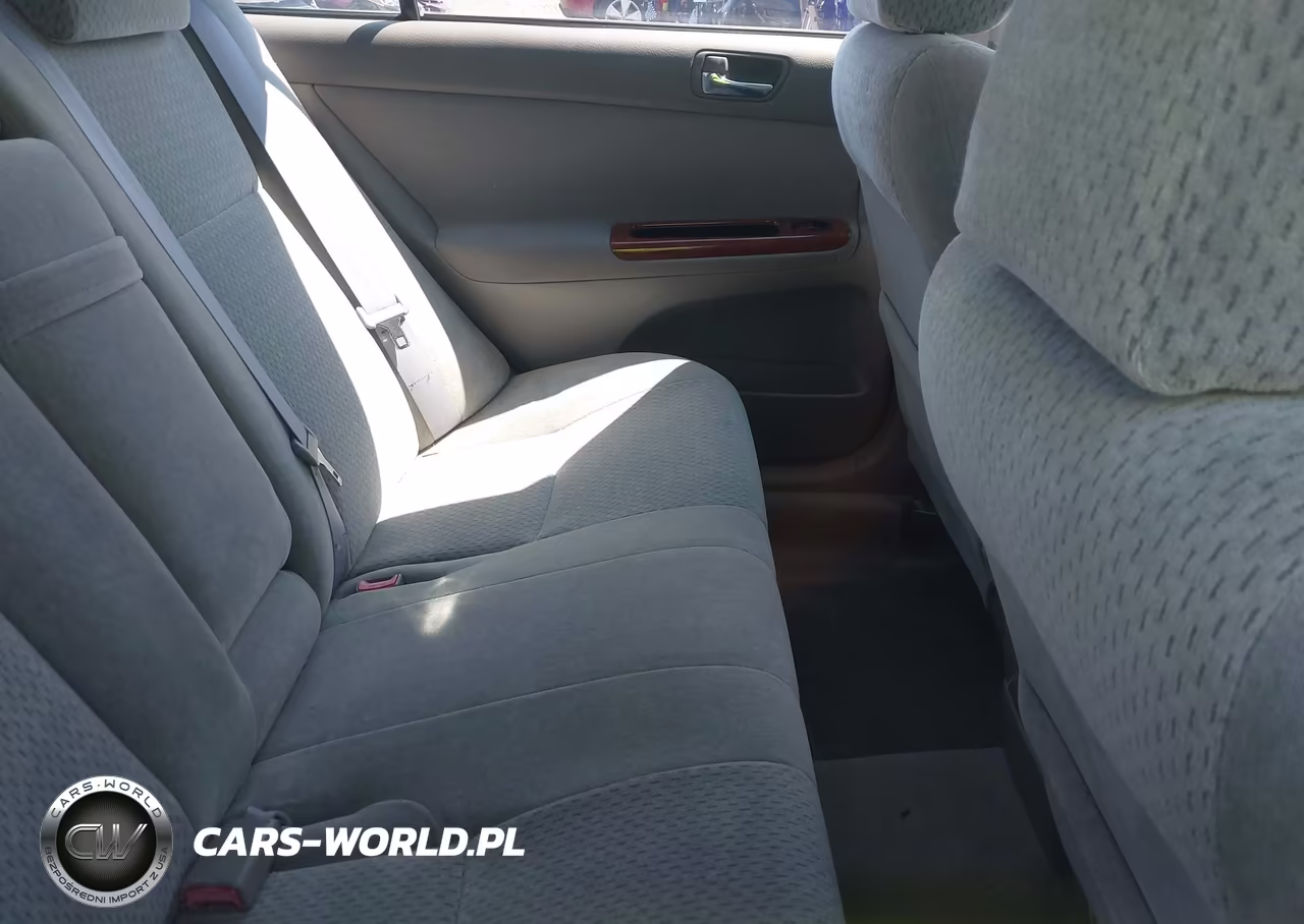 2003 Toyota Camry Xle VIN:4T1BE32K93U259962 - 8
