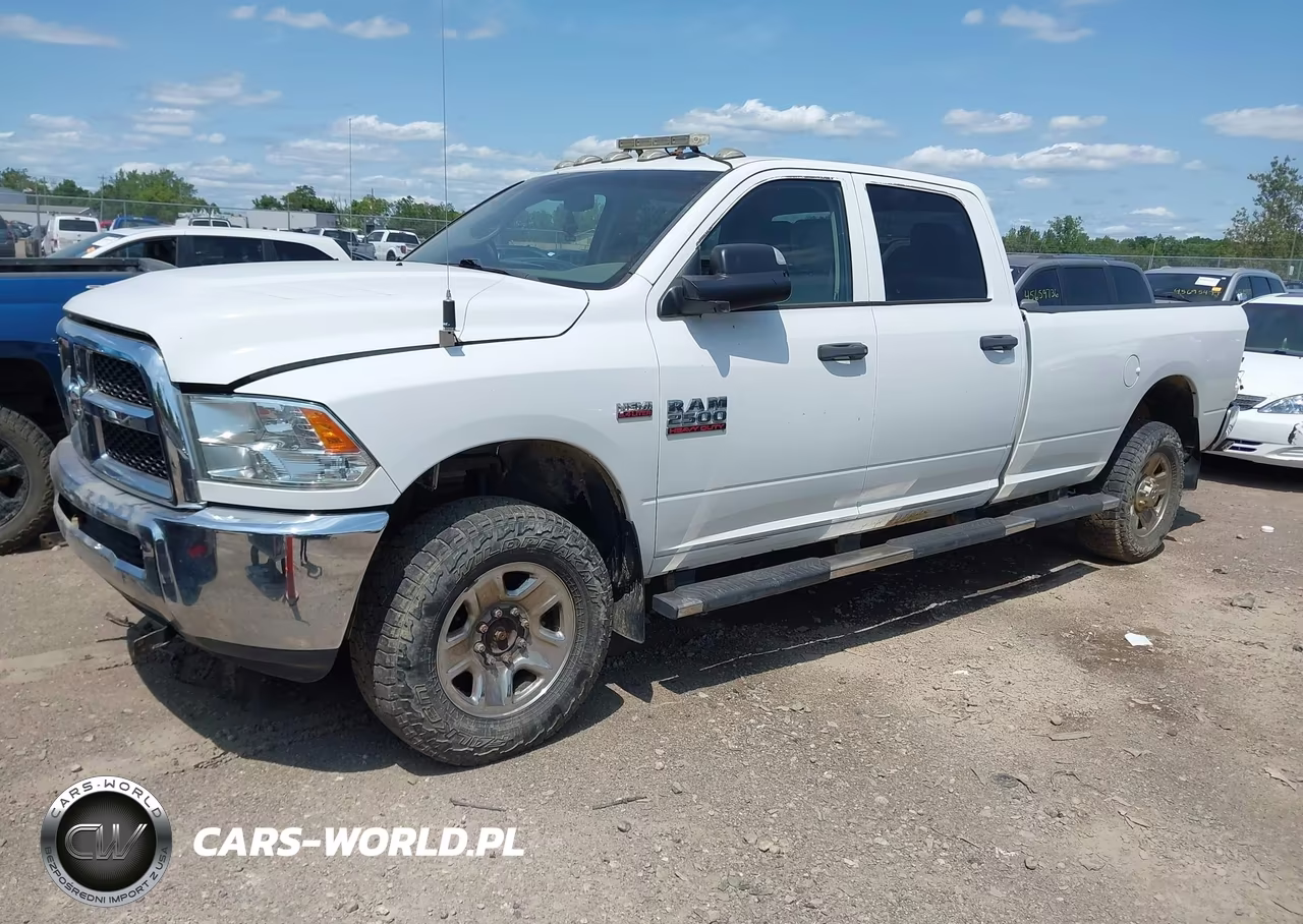 2017 Ram 2500 Tradesman 4X4 8' Box VIN:3C6UR5HJ9HG600922 - 2