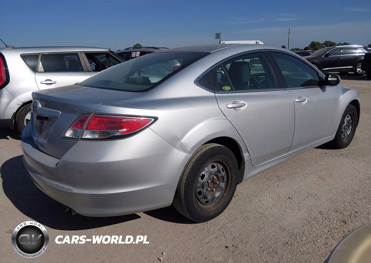 2011 Mazda Mazda6 I Sport VIN:1YVHZ8BH4B5M13002 - 4
