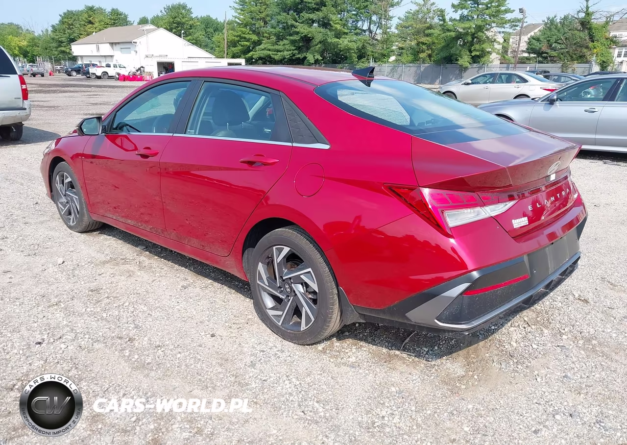 2024 Hyundai Elantra Limited VIN:KMHLP4DG5RU813214 - 3