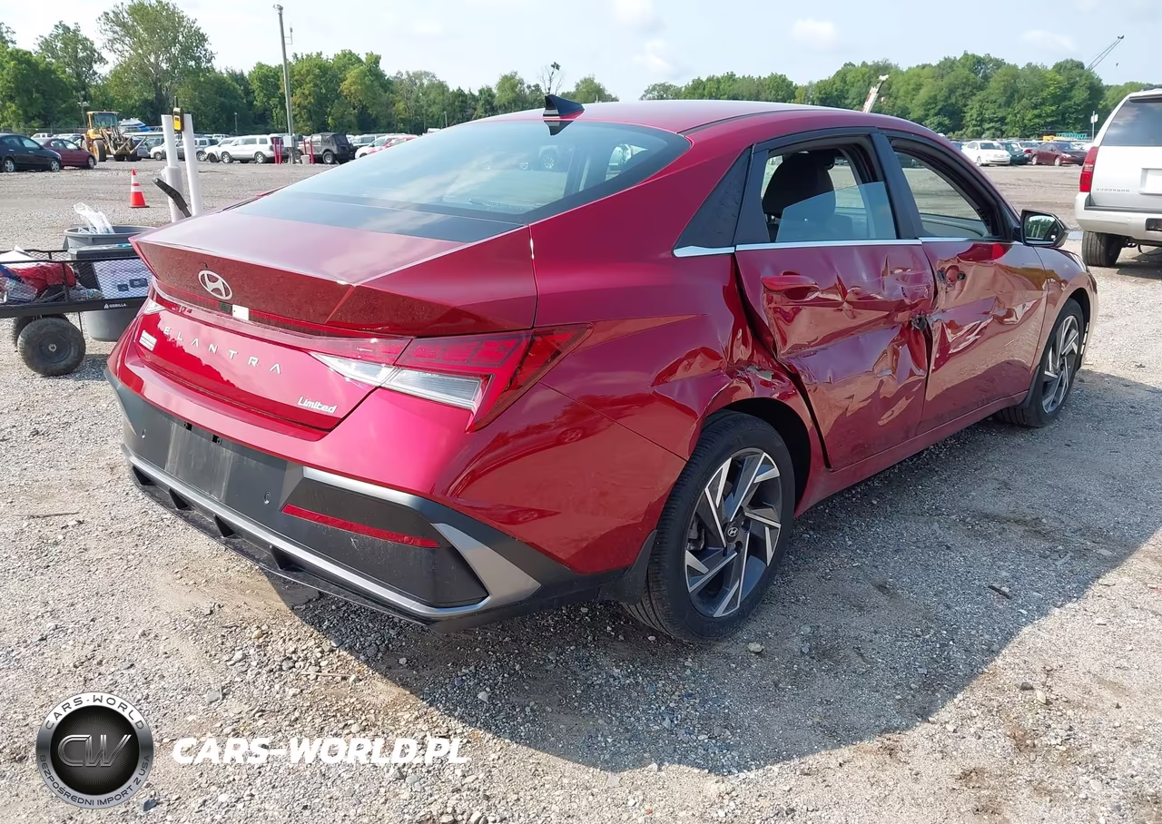 2024 Hyundai Elantra Limited VIN:KMHLP4DG5RU813214 - 4