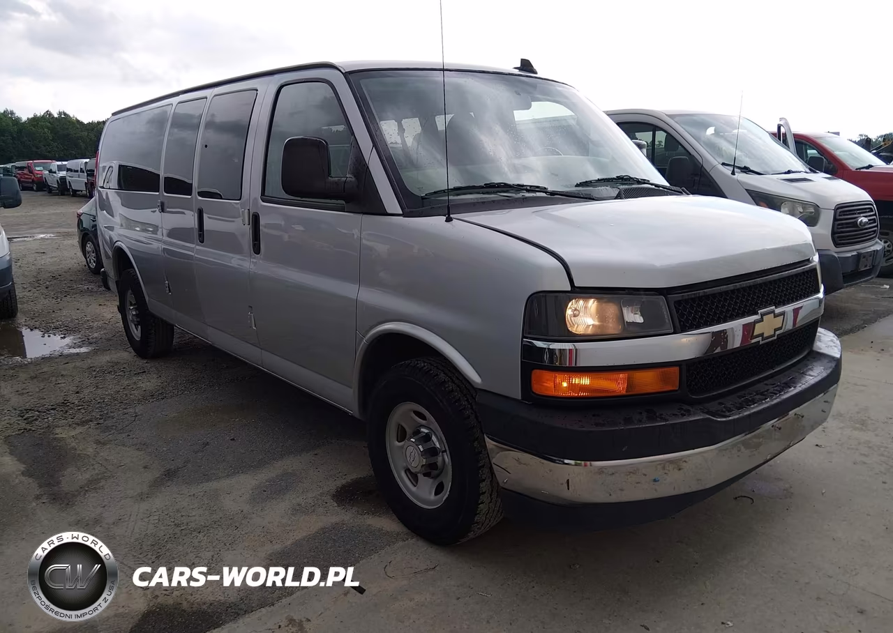 2017 Chevrolet Express 3500 Lt VIN:1GAZGPFG7H1301041 - 1