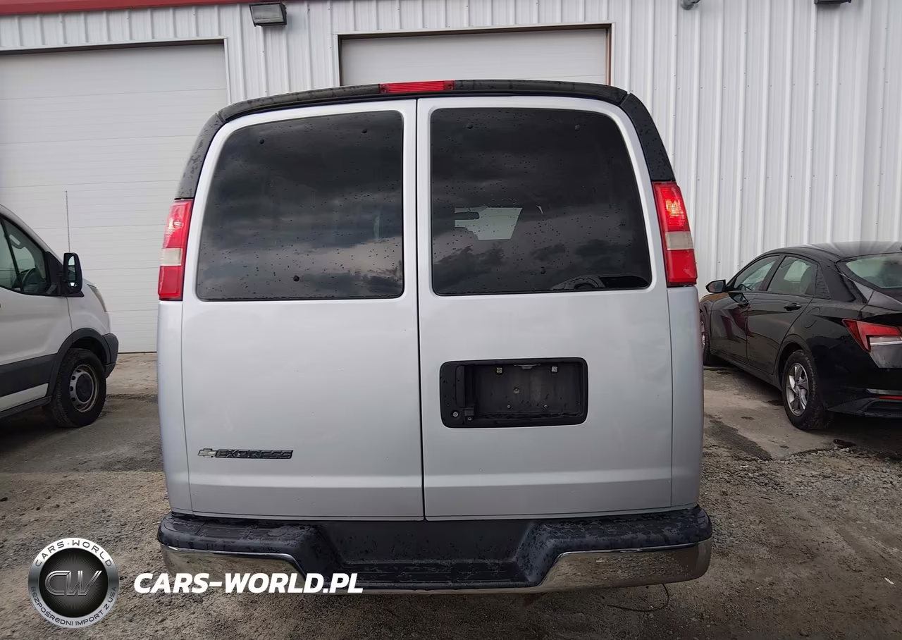 2017 Chevrolet Express 3500 Lt VIN:1GAZGPFG7H1301041 - 16