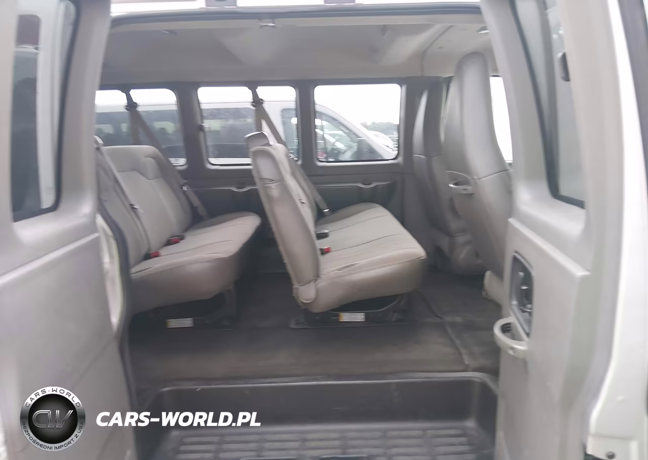 2017 Chevrolet Express 3500 Lt VIN:1GAZGPFG7H1301041 - 8