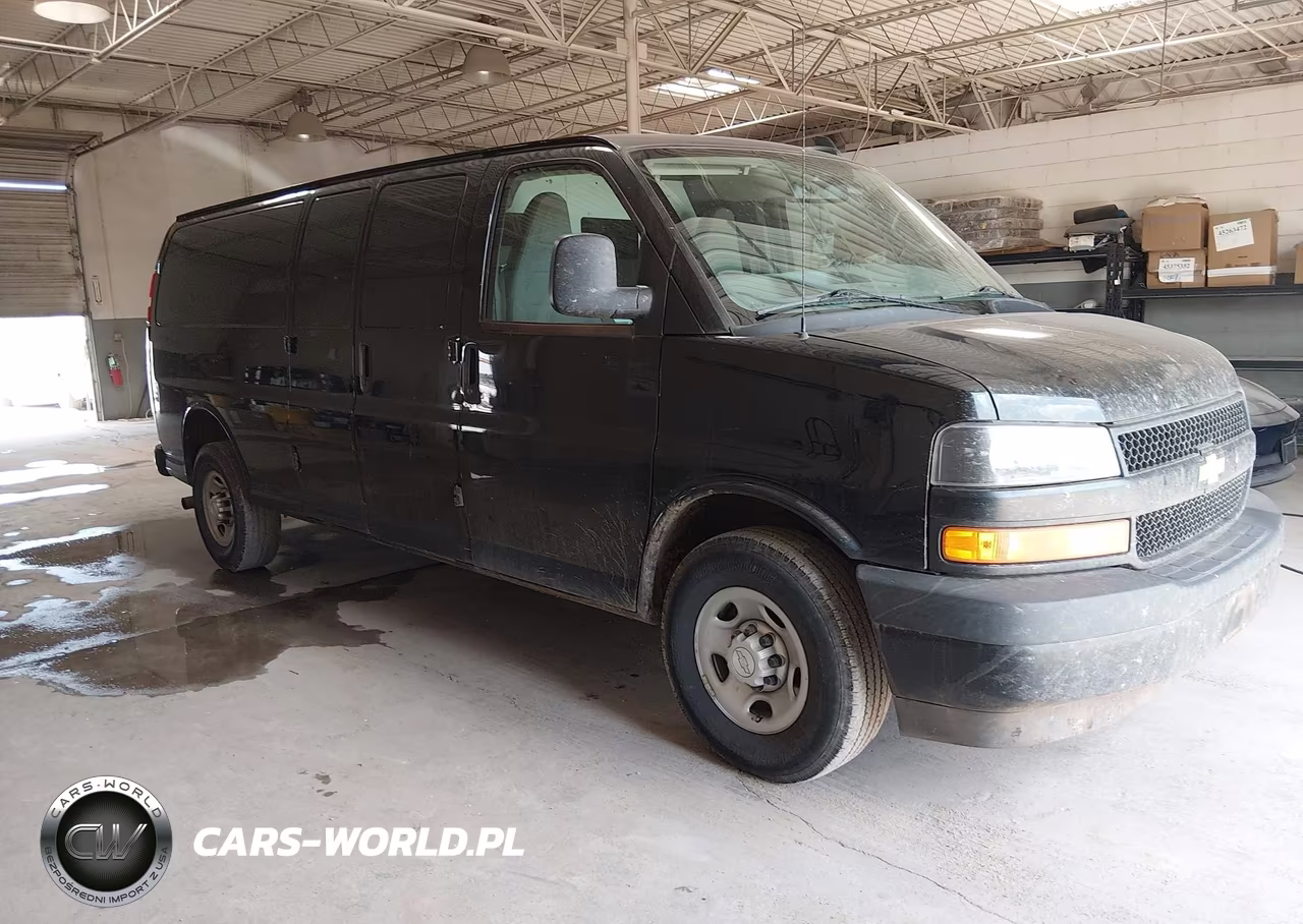 2018 Chevrolet Express 2500 Work Van VIN:1GCWGBFG0J1273201 - 1