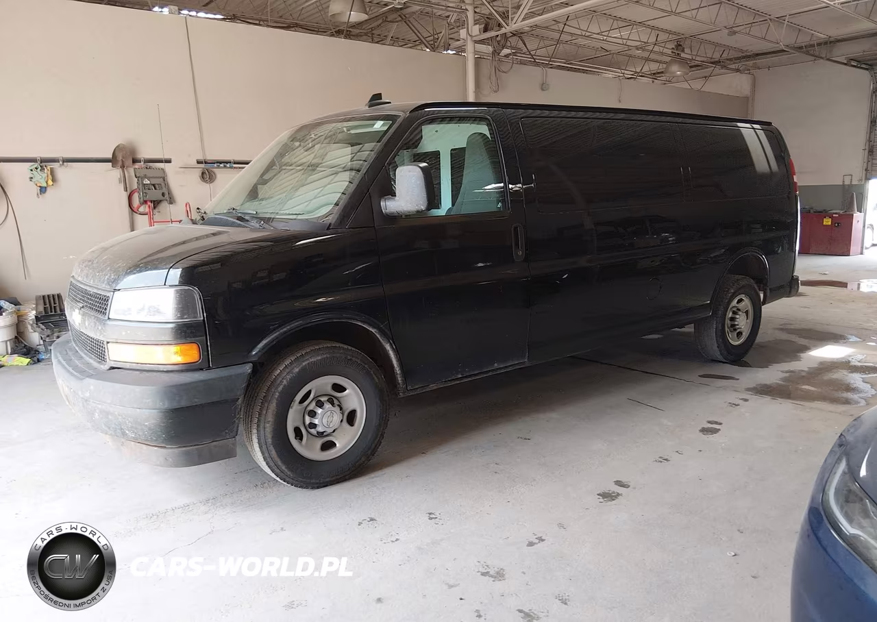 2018 Chevrolet Express 2500 Work Van VIN:1GCWGBFG0J1273201 - 2