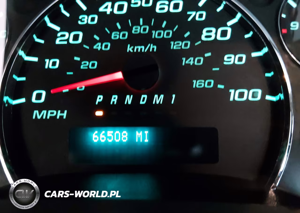 2018 Chevrolet Express 2500 Work Van VIN:1GCWGBFG0J1273201 - 21