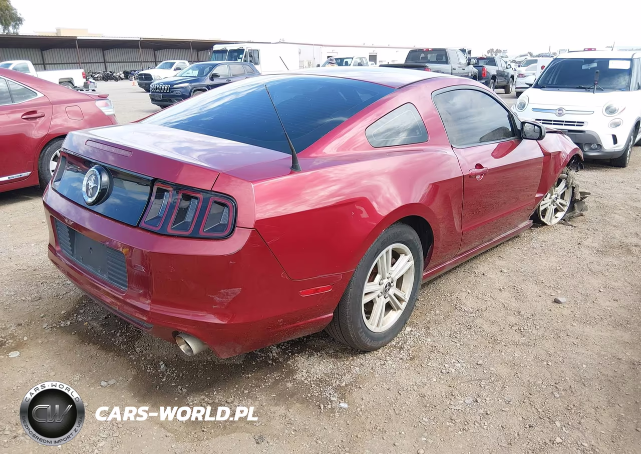 2014 Ford Mustang V6 VIN:1ZVBP8AM3E5327794 - 4
