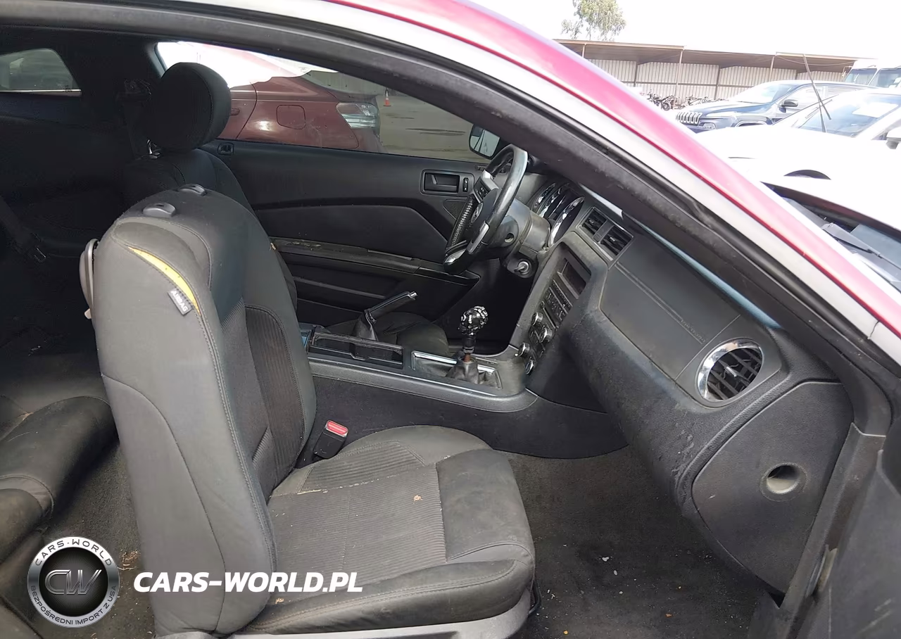 2014 Ford Mustang V6 VIN:1ZVBP8AM3E5327794 - 5