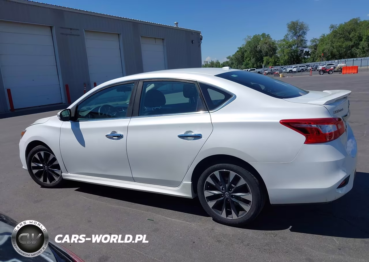 2017 Nissan Sentra Sr VIN:3N1AB7AP9HY390023 - 14
