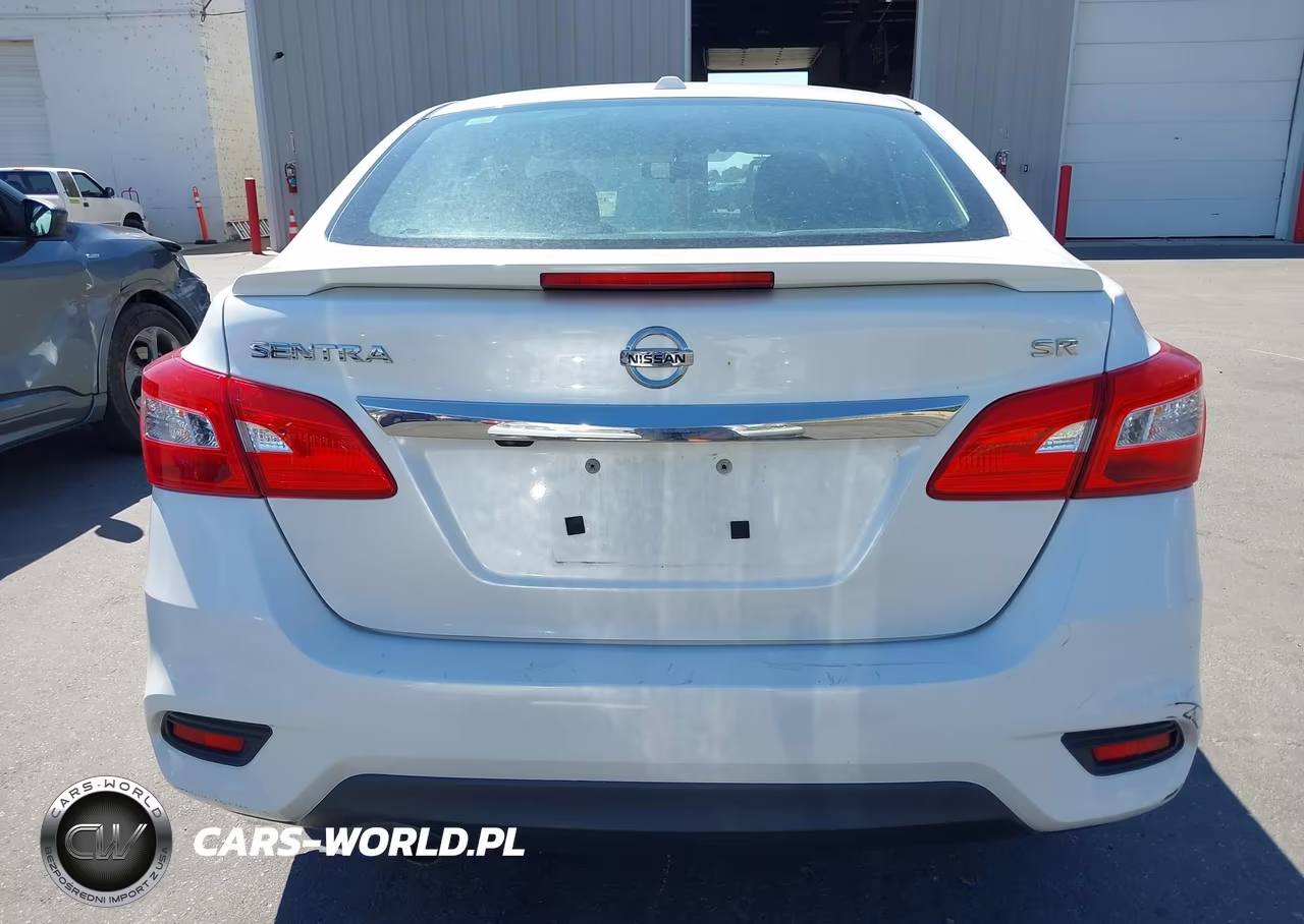 2017 Nissan Sentra Sr VIN:3N1AB7AP9HY390023 - 16