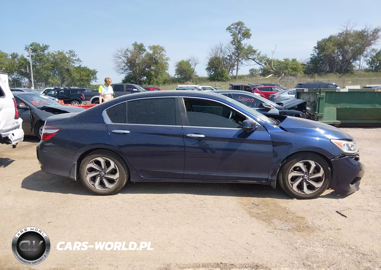 2017 Honda Accord Ex VIN:1HGCR2F72HA028828 - 14