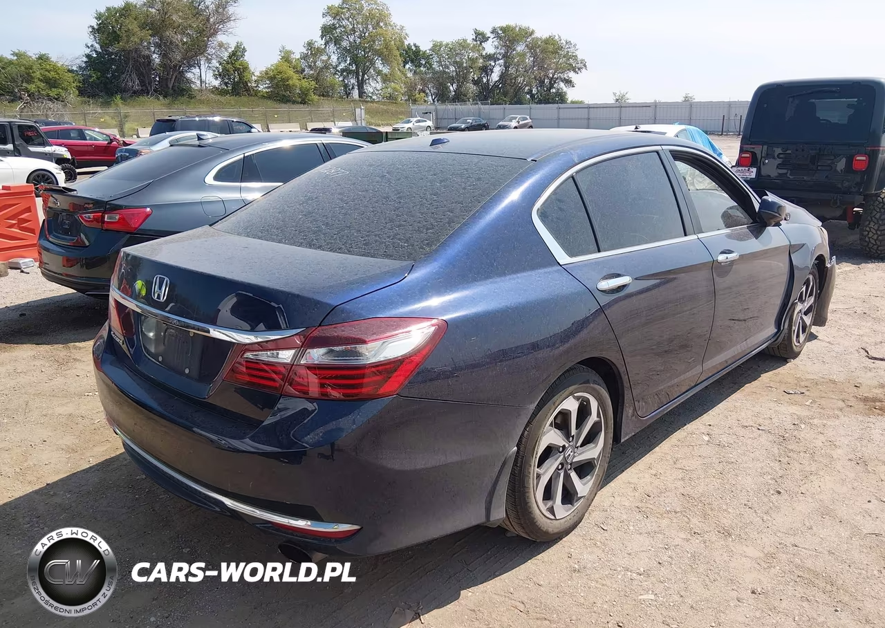 2017 Honda Accord Ex VIN:1HGCR2F72HA028828 - 4