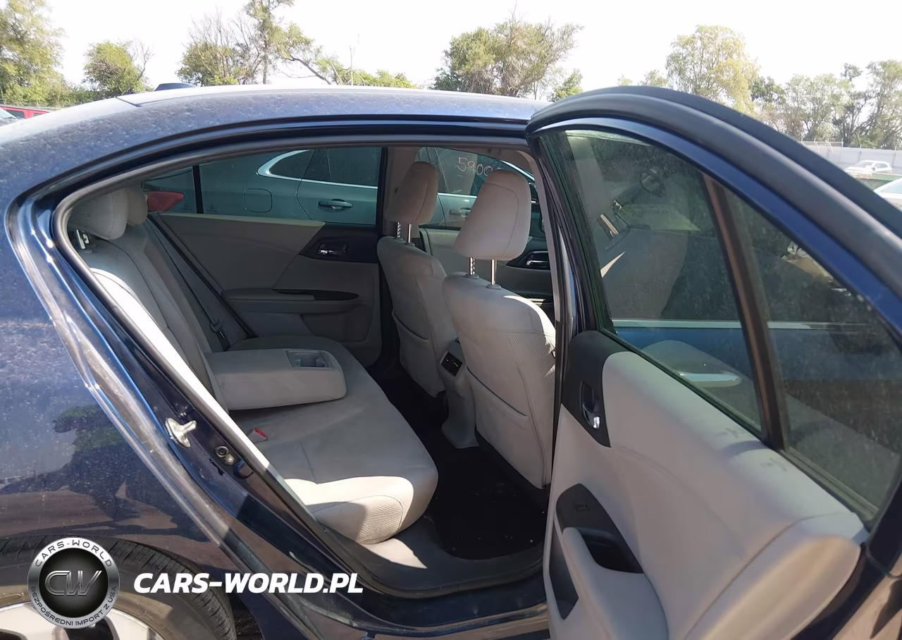 2017 Honda Accord Ex VIN:1HGCR2F72HA028828 - 8