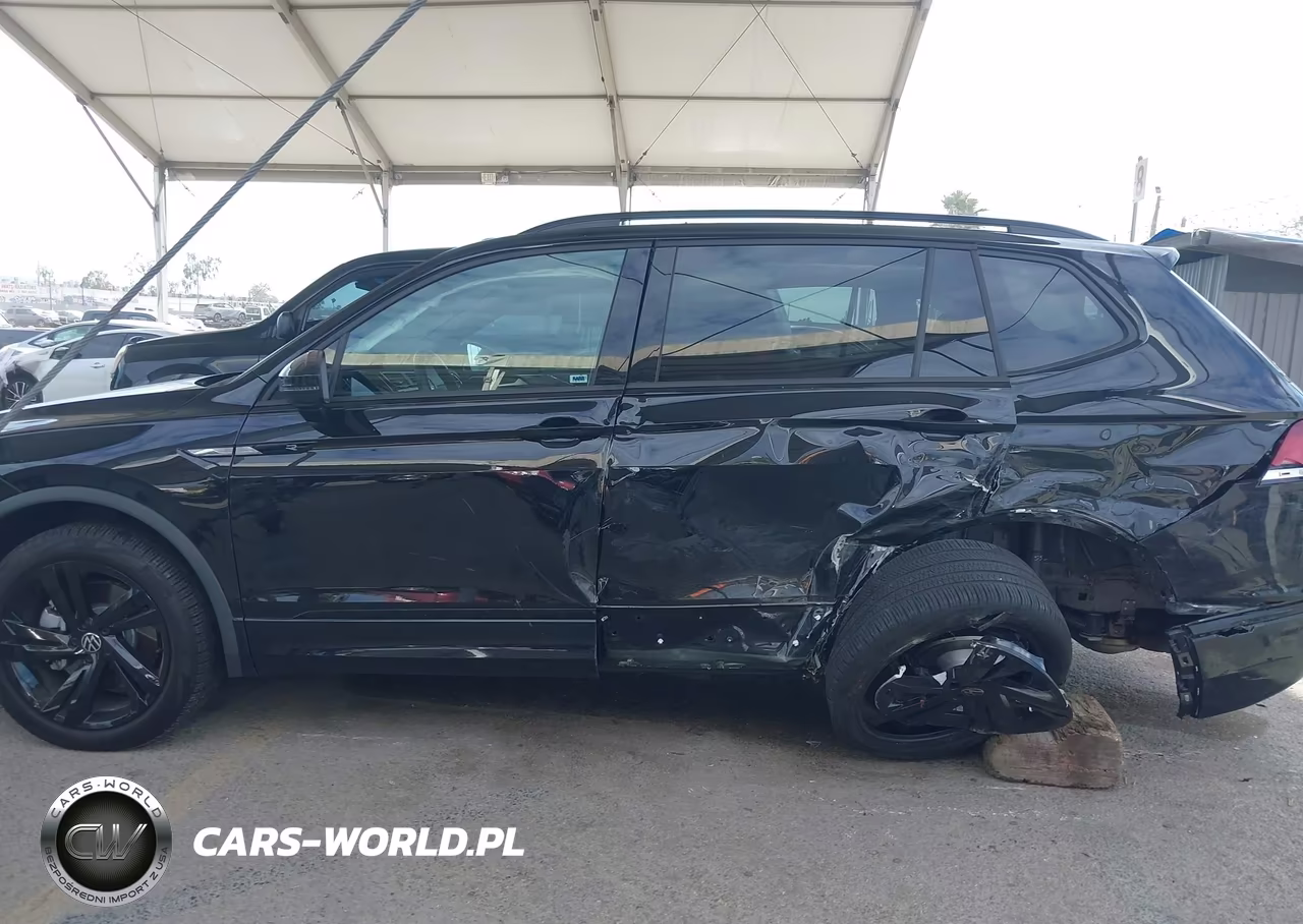 2024 Volkswagen Tiguan 2.0T Se R-Line Black VIN:3VVCB7AXXRM201282 - 14